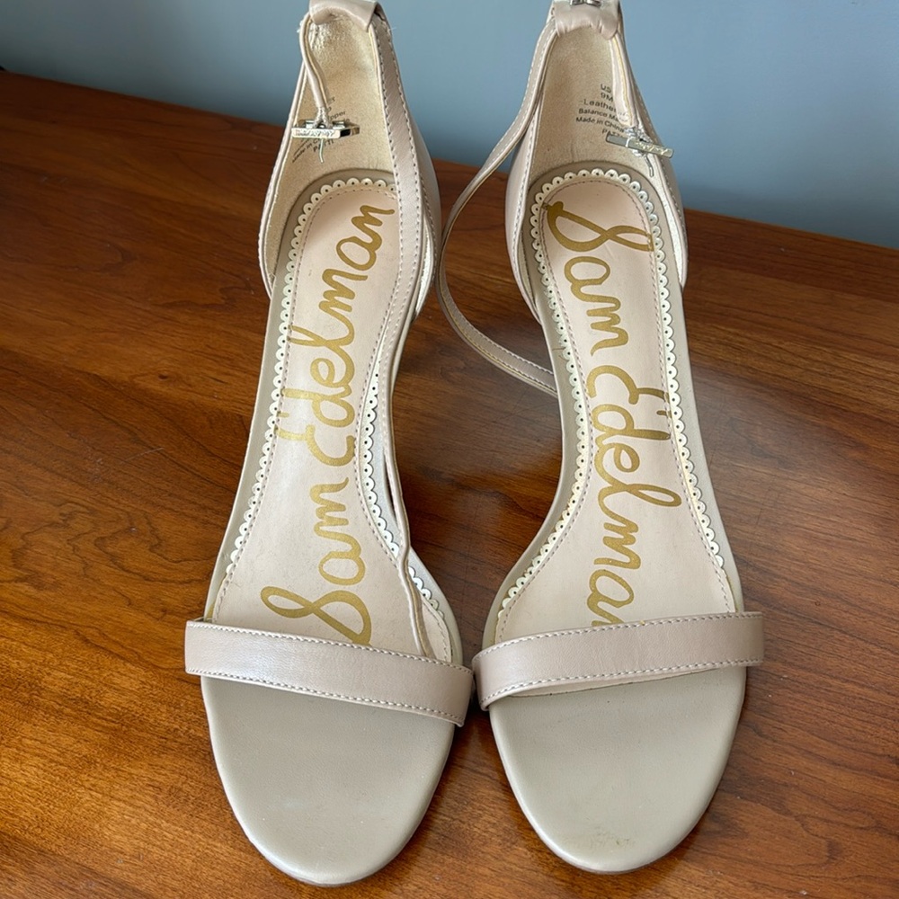 Sam Edelman nide heals, size 9